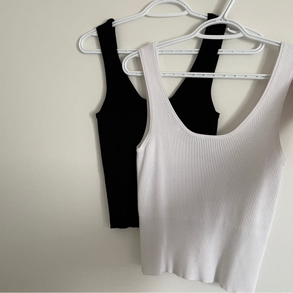 DYNAMITE x2 Ribbed Tank Tops black and white